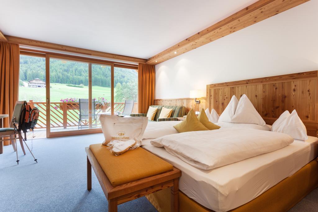 Hotel Chalet Tianes - Alpine Relax Castelrotto Camera foto